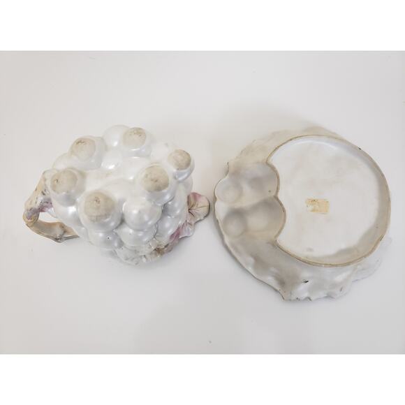 Vintage Royal Bayreuth Porcelain Lusterware Lustre Grape Creamer Pitcher & Plate - Picture 9 of 14